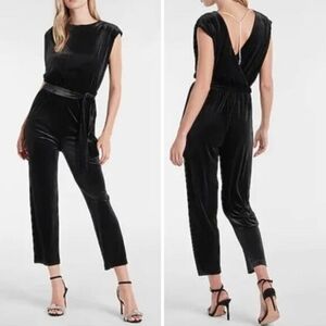 NWT Express Black Velvet Belted Jumpsuit w Rhinestone Back Drape Necklace